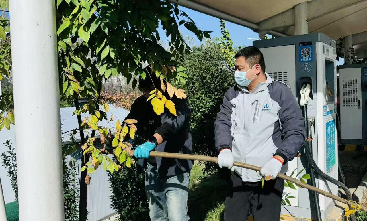 全力推進(jìn)文明城市創(chuàng)建，打造整潔衛(wèi)生出行環(huán)境
